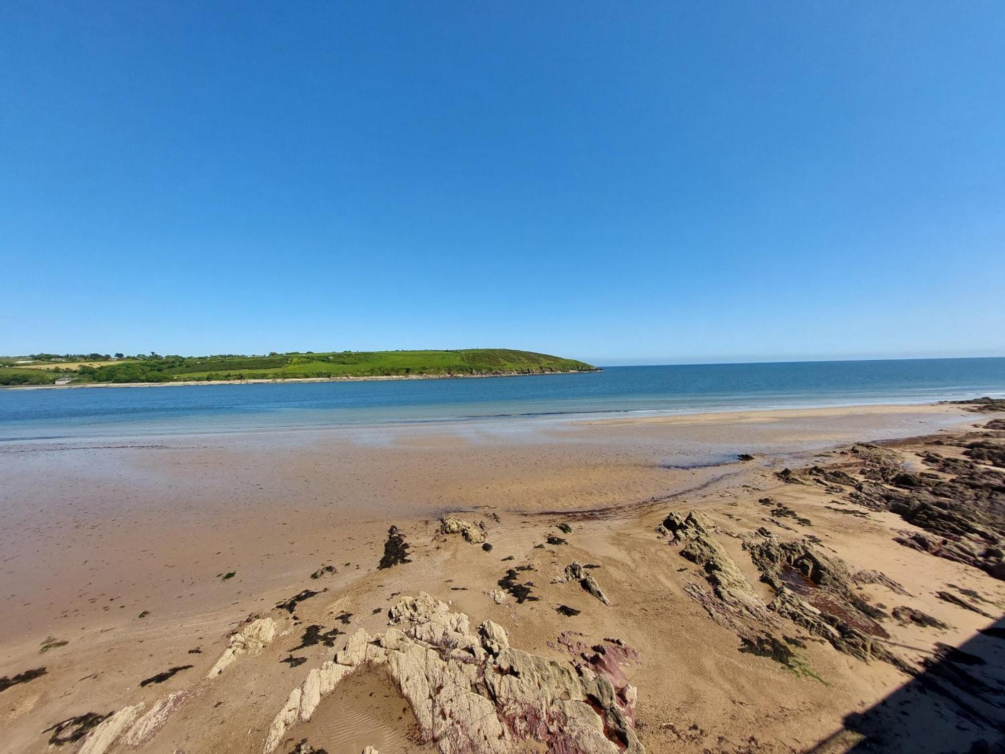 Sea Whispers - My Charming Costal Retreat In Youghal Bagian luar foto