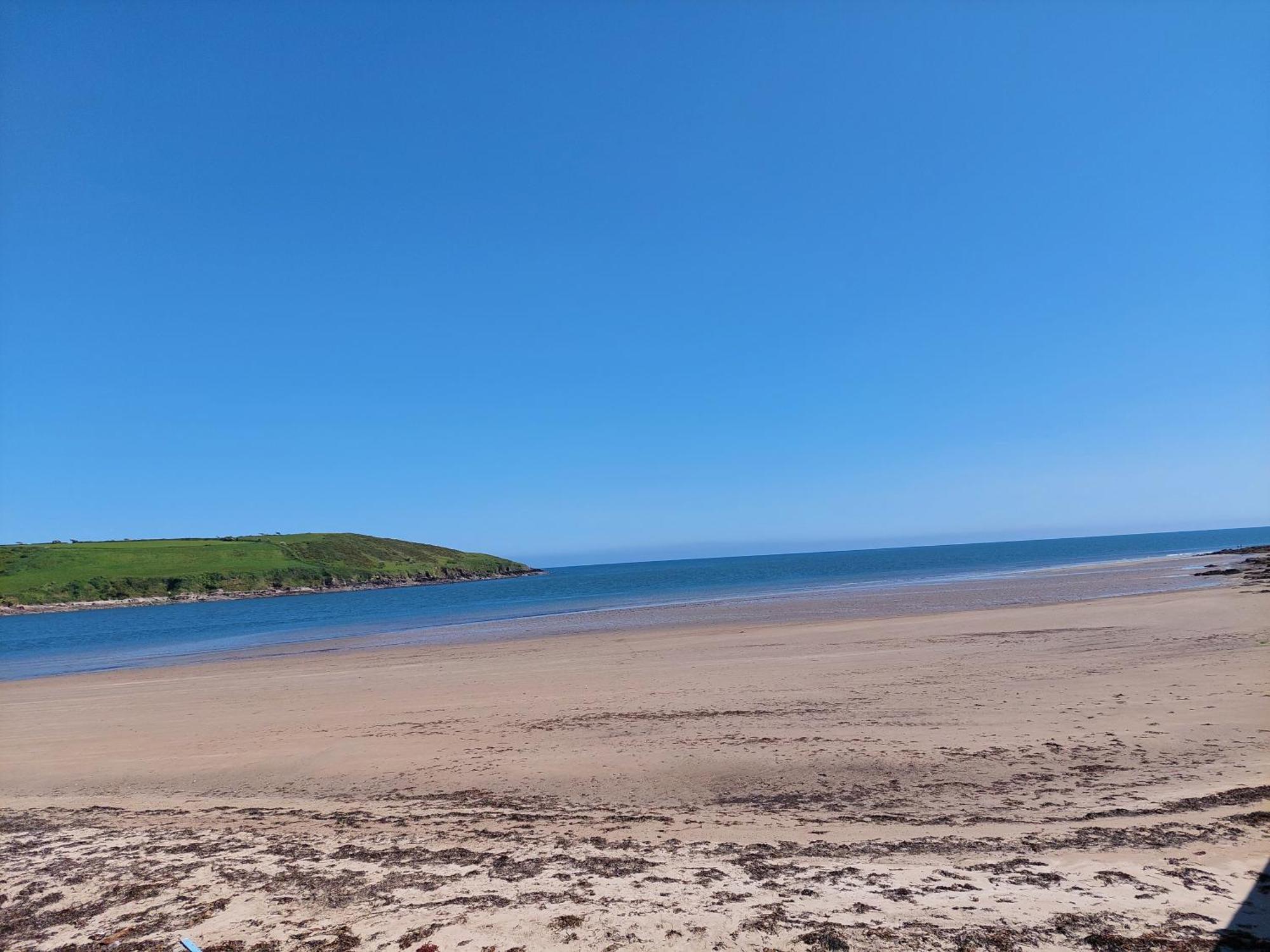 Sea Whispers - My Charming Costal Retreat In Youghal Bagian luar foto