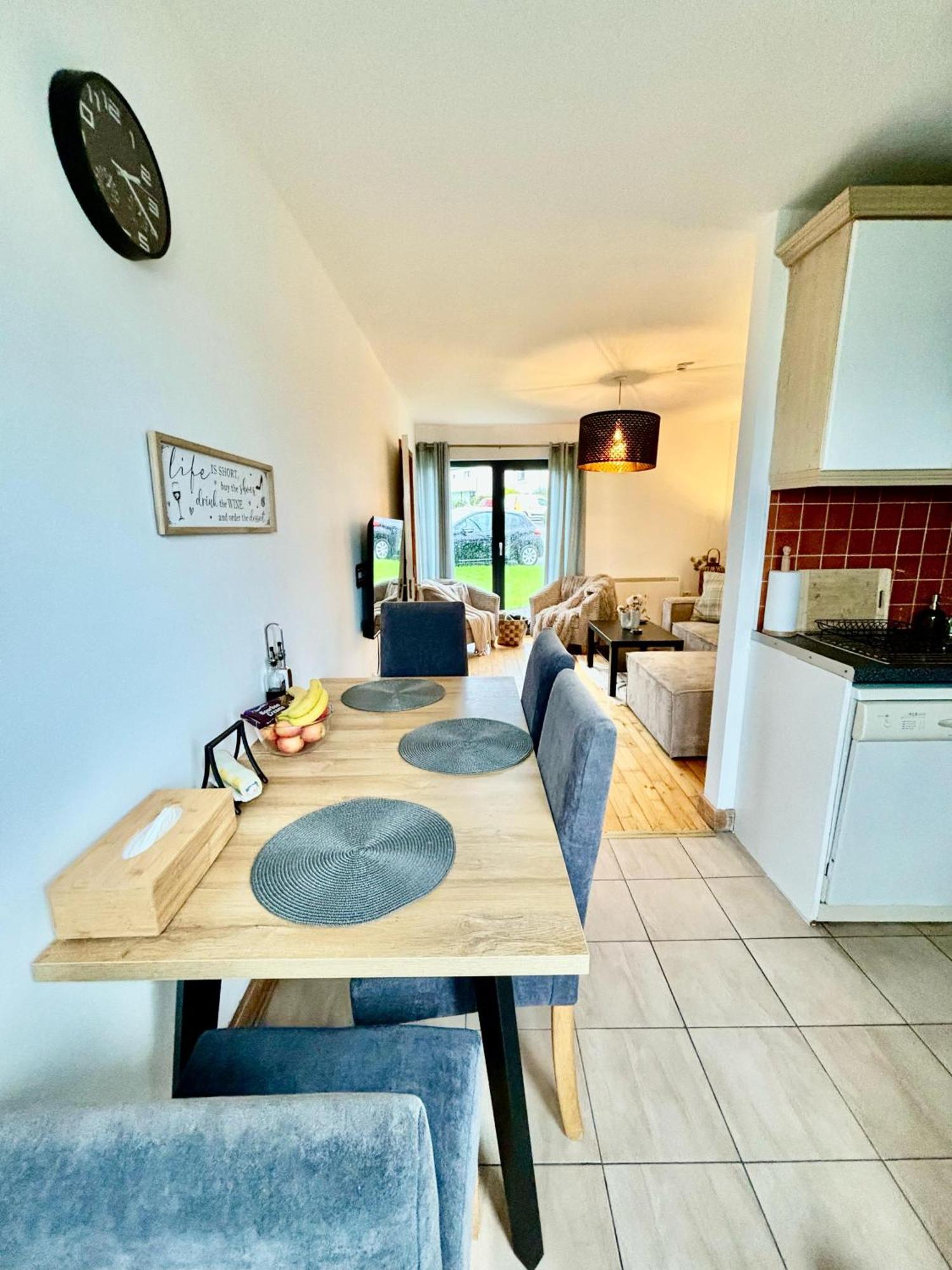 Sea Whispers - My Charming Costal Retreat In Youghal Bagian luar foto